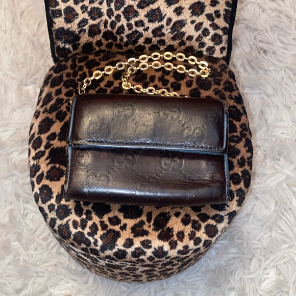 Gucci Handbags - Gucci Key Holder